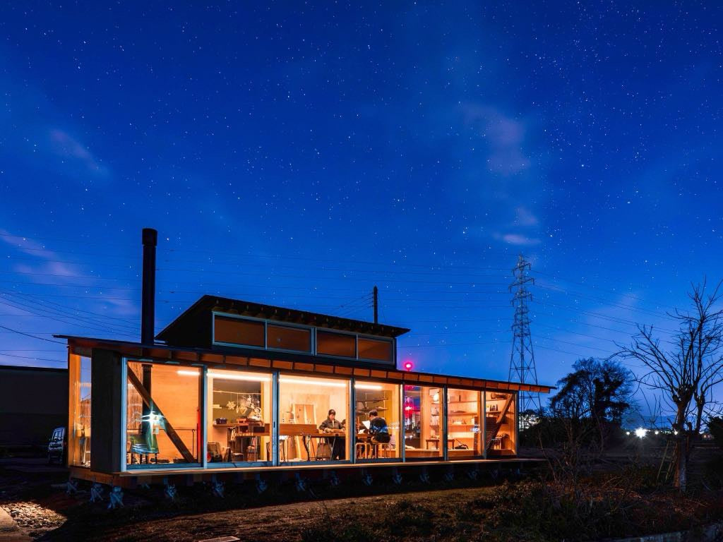 農家が里道に場をつくる　